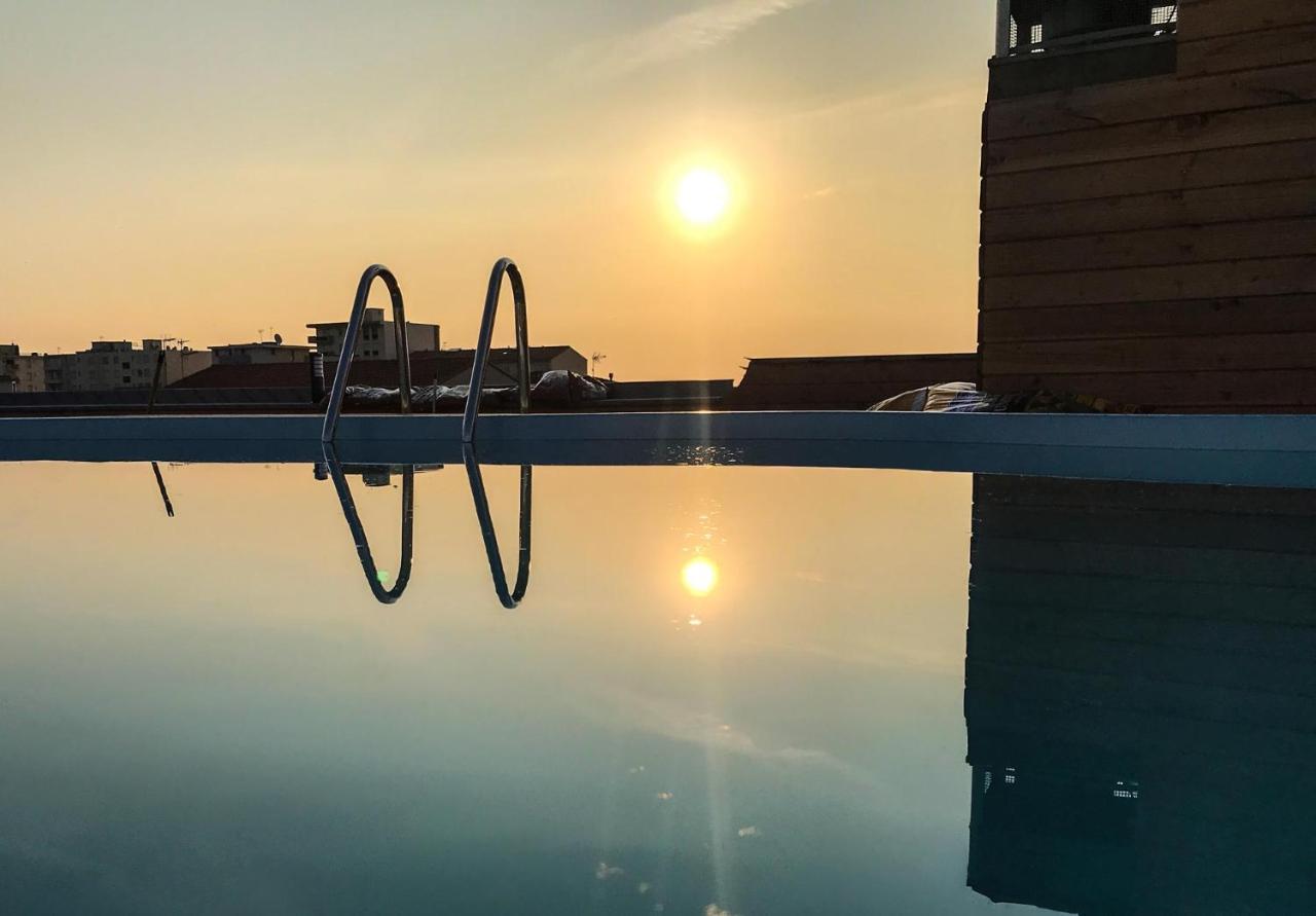 Hotel La Fregate กาเนต์-อ็อง-รูสซียง ภายนอก รูปภาพ